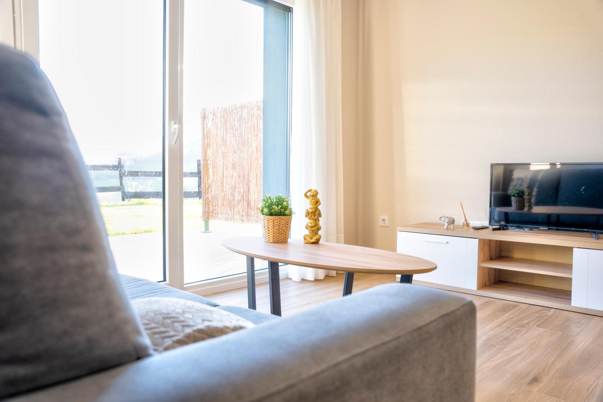 Apartamentos Alto Ubiro Льерганес Экстерьер фото